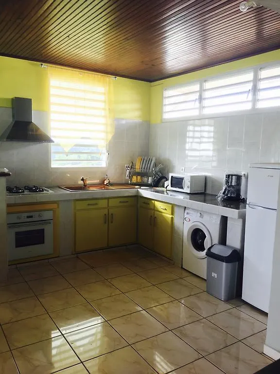 Le Papillon Apartment Le Moule